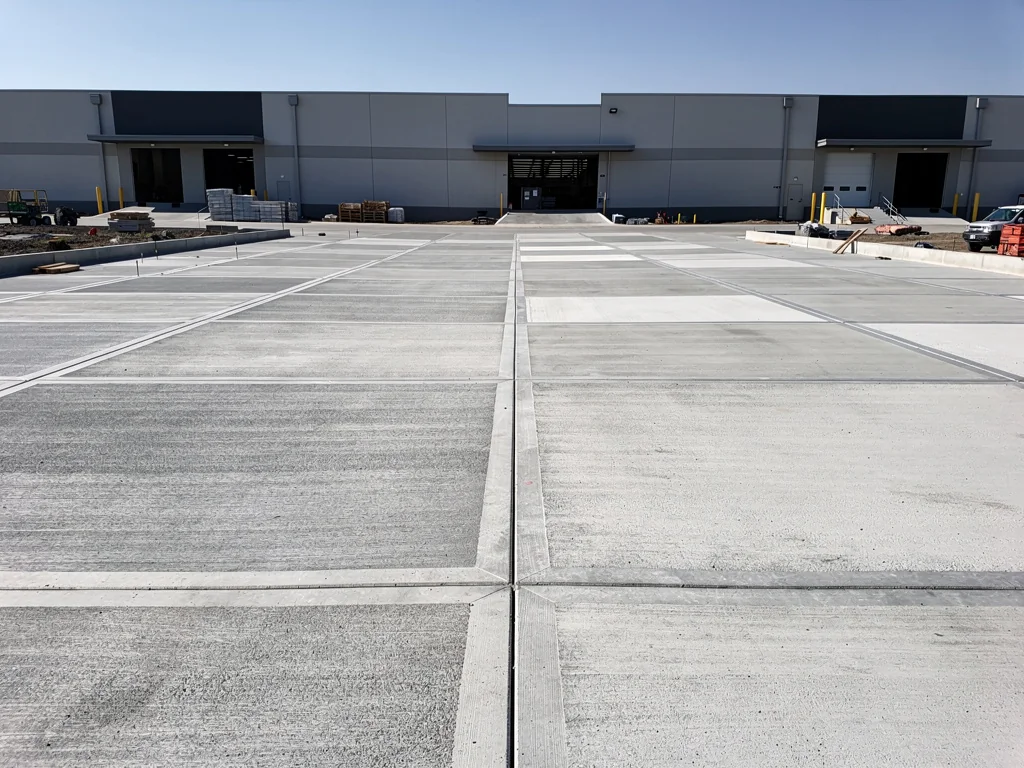 Commercial concrete flatwork and parking lot completed for business in Conroe TX